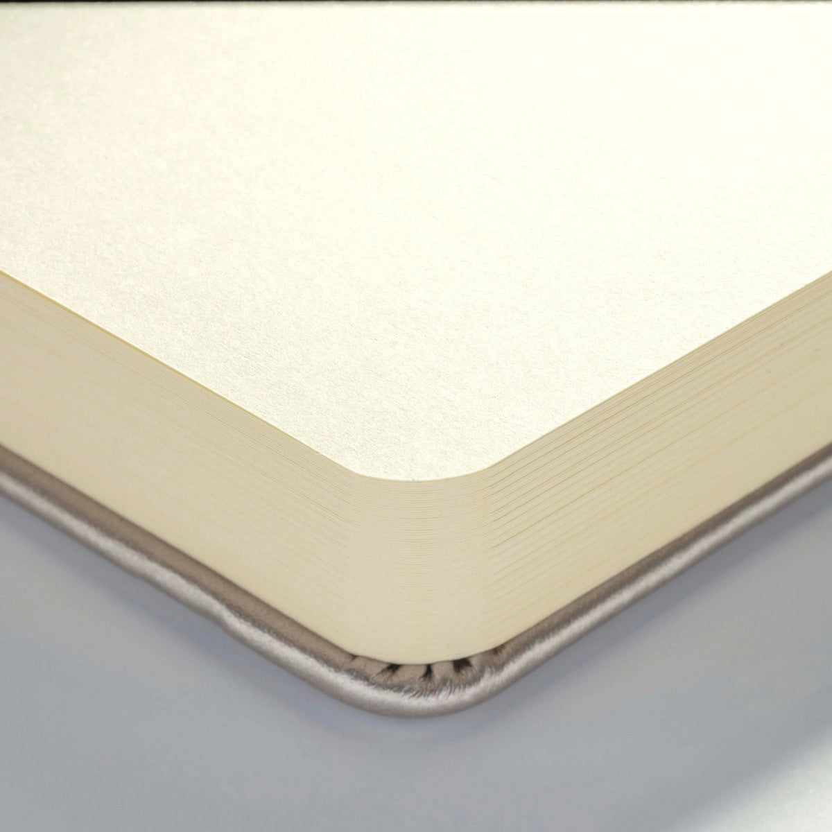 SKETCHBOOK TALENS CHAMPAGNE 13x21cm 80 FOLHAS