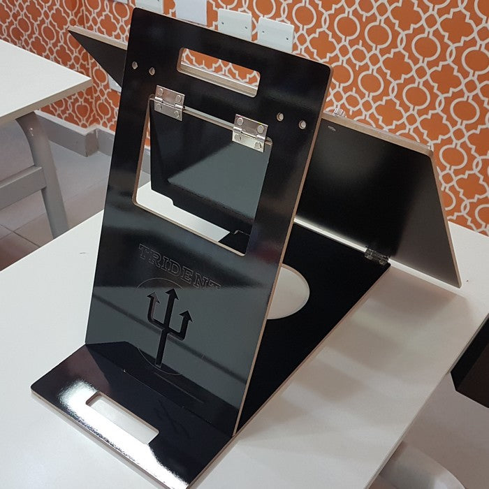 PRANCHETINHA PORTATIL ARTICULADA A4 LACA PRETA 4820-A4PL TRI