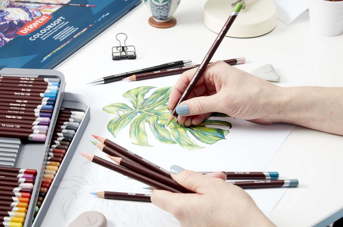 LAPIS COR DERWENT COLOURSOFT 970 BLUSH PINK