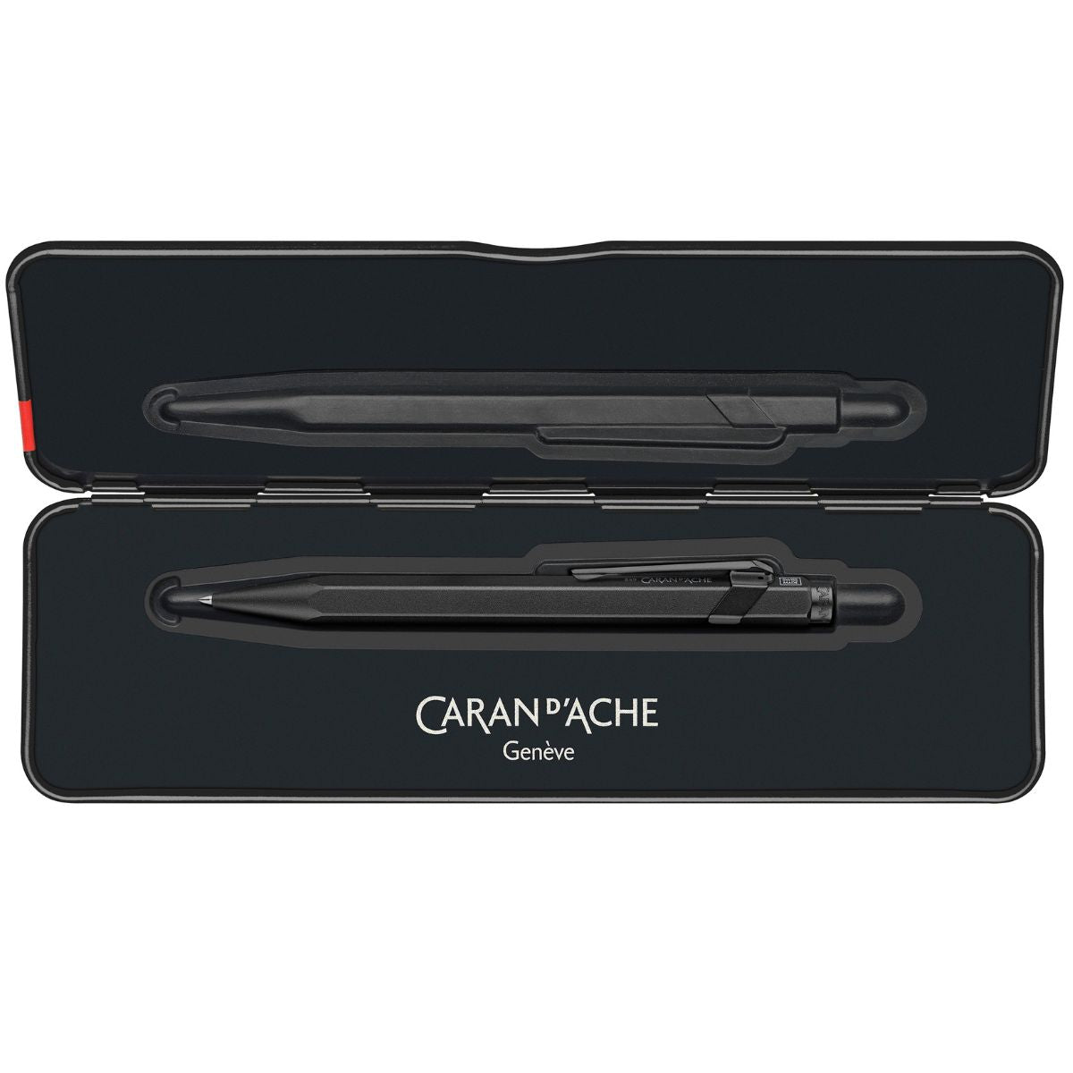 CANETA ESFERO CARAN D'ACHE 850 BLACK CODE XL 850496