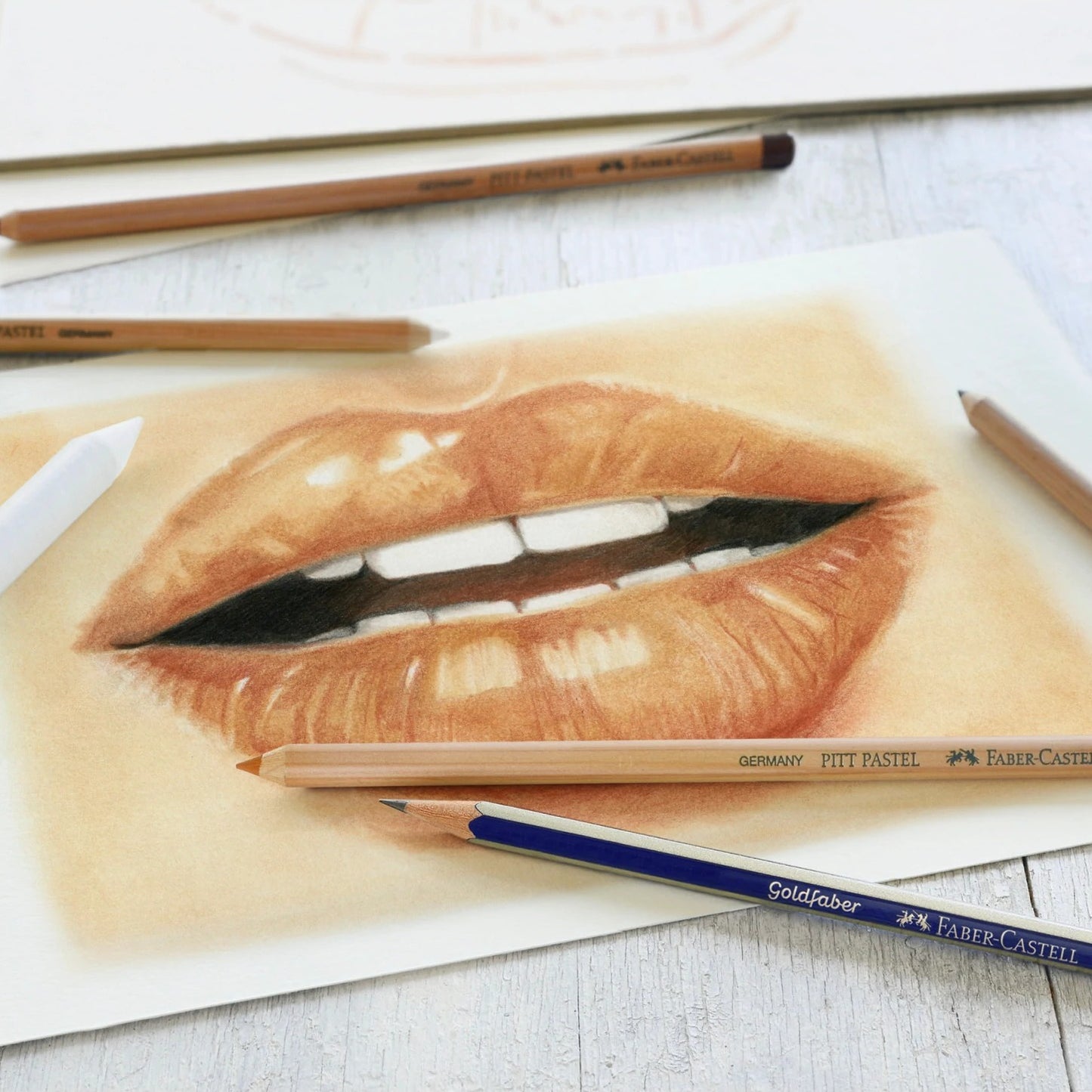 LAPIS ESBOÇO FABER CASTELL CLASSIC SKETCH SET C/ 06 PEÇAS