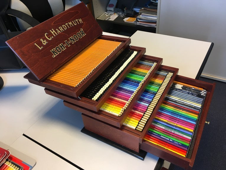 ESTOJO LAPIS KOH-I-NOOR MADEIRA ASSORTIMENTO DE ARTE 8896