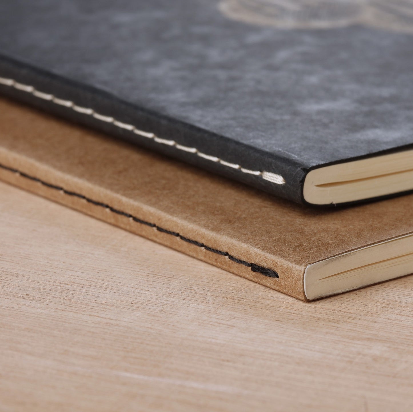 BLOCO CLAIREFONTAINE FLYING SPIRIT 090G/M2 15X15CM 50FLS