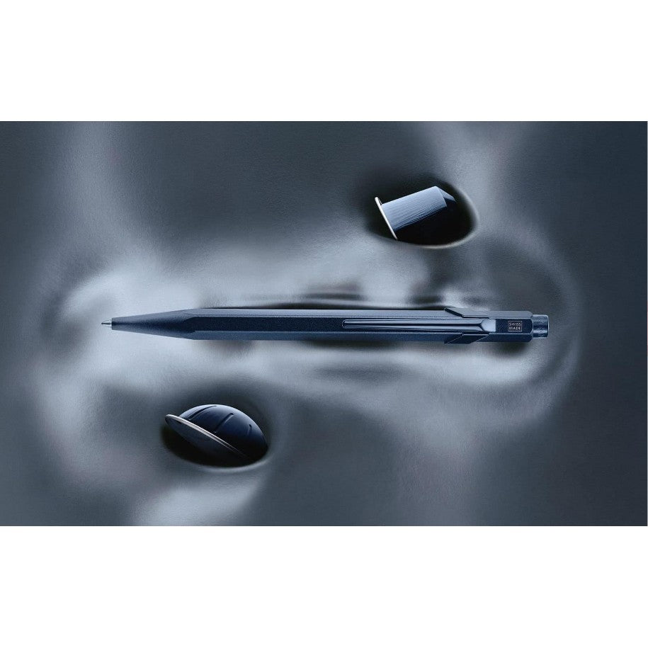 CANETA CARAN D'ACHE 849 NESPRESSO 6 EDICAO (AZUL TOTAL)